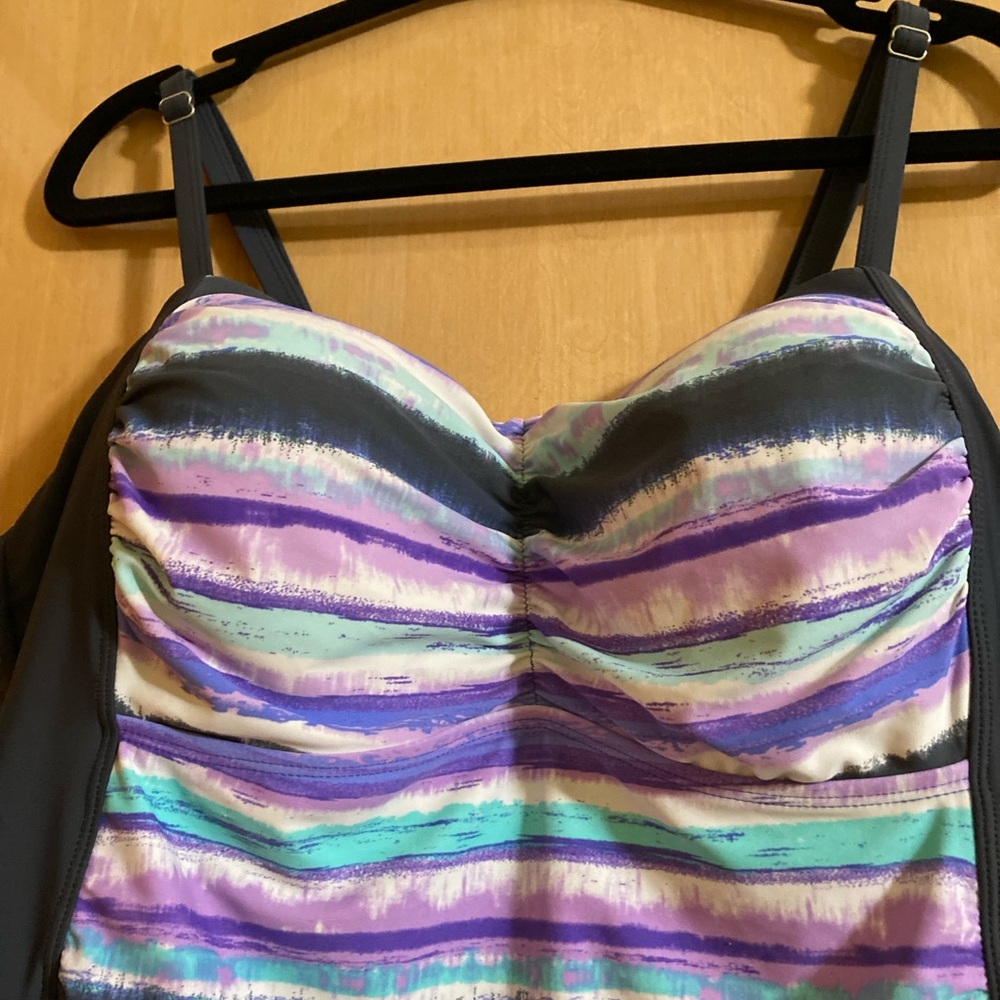 Free Country Blue Tankini 2X colorful with gray 20w/22w , never worn - Picture 3 of 10